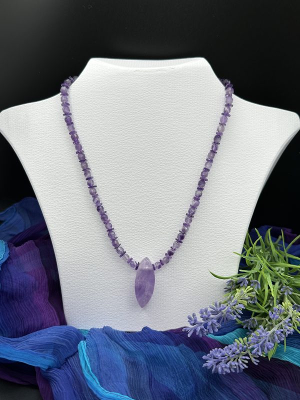 Produktbild Halskette Amethyst mit Navette Amethyst Anhänger