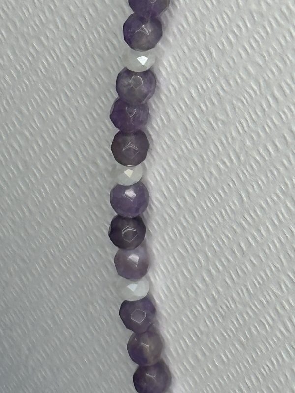 Produktbild Kette Amethyst mit Mondstein - Detail Perlen