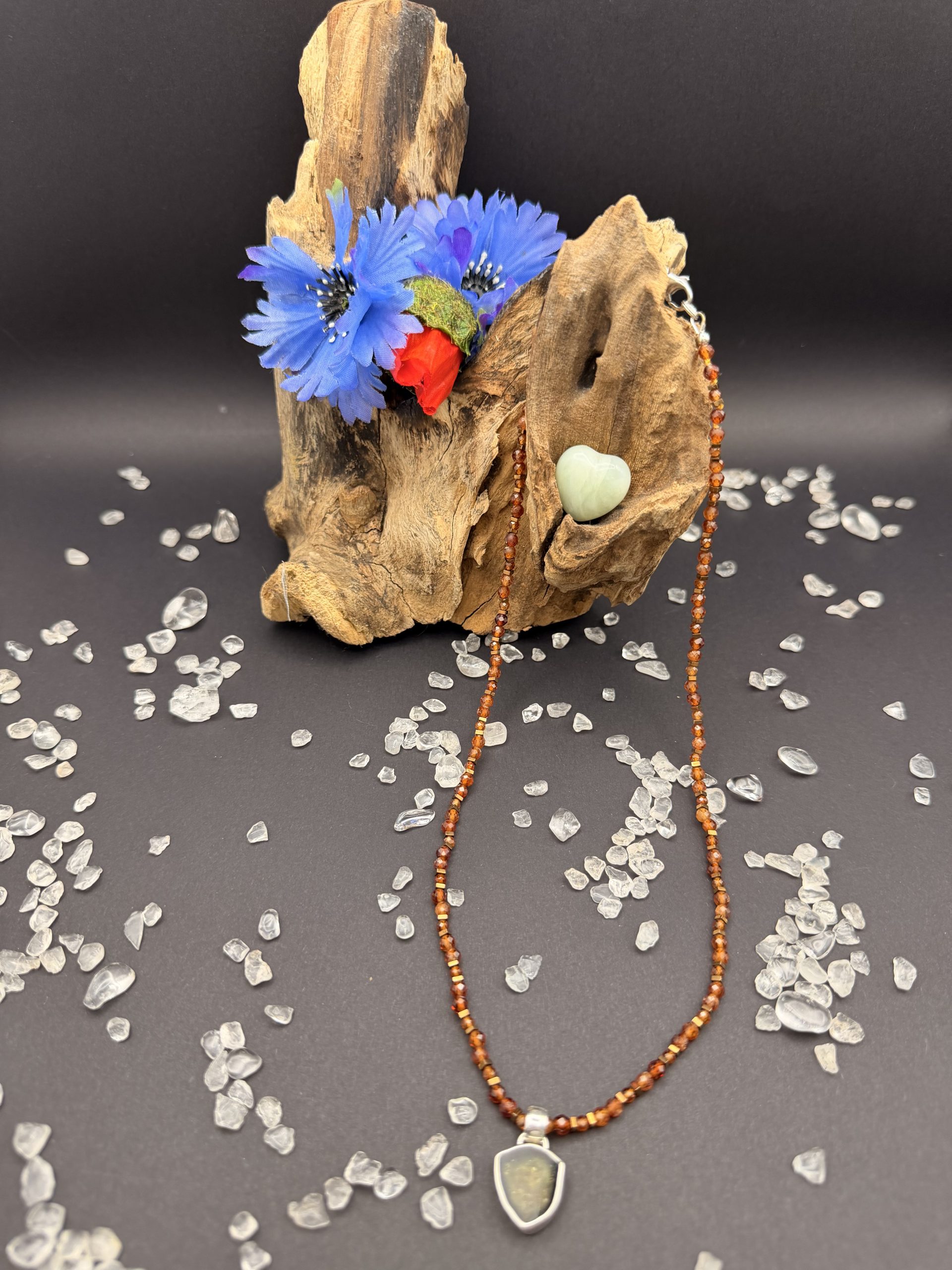 Hessonitkette mit Wassermelonenturmalin Anhänger 1 Hessonitkette mit Wassermelonenturmalin Anhänger