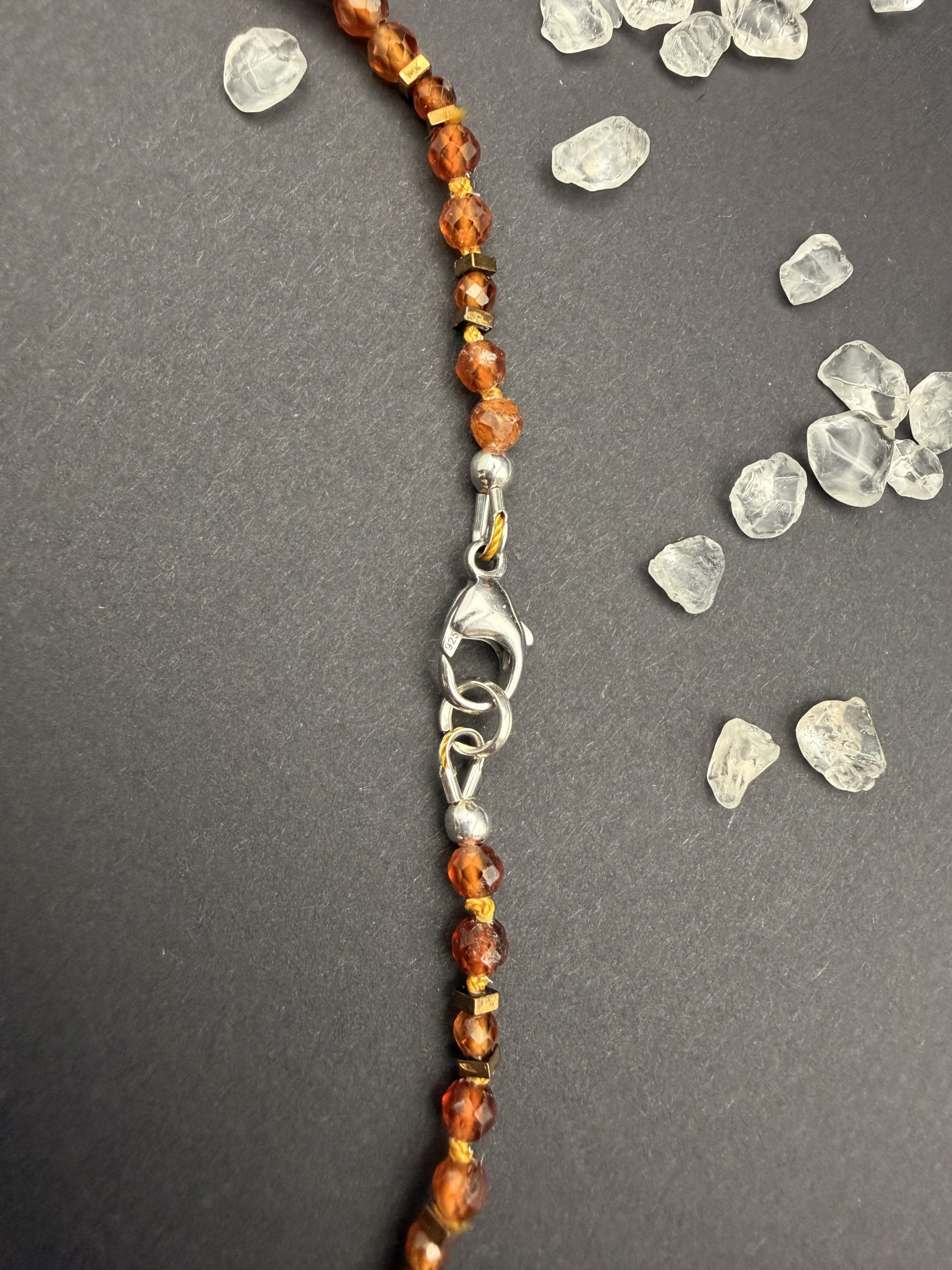 Hessonitkette mit Wassermelonenturmalin Anhänger 4 Hessonitkette mit Wassermelonenturmalin Anhänger – Bild 4