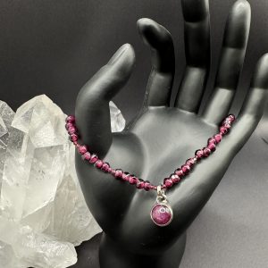 Granatkette mit Sternrubin Anhänger