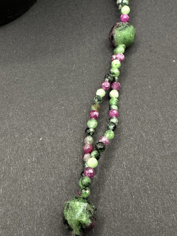Rubin Zoisit Kette – Bild 3