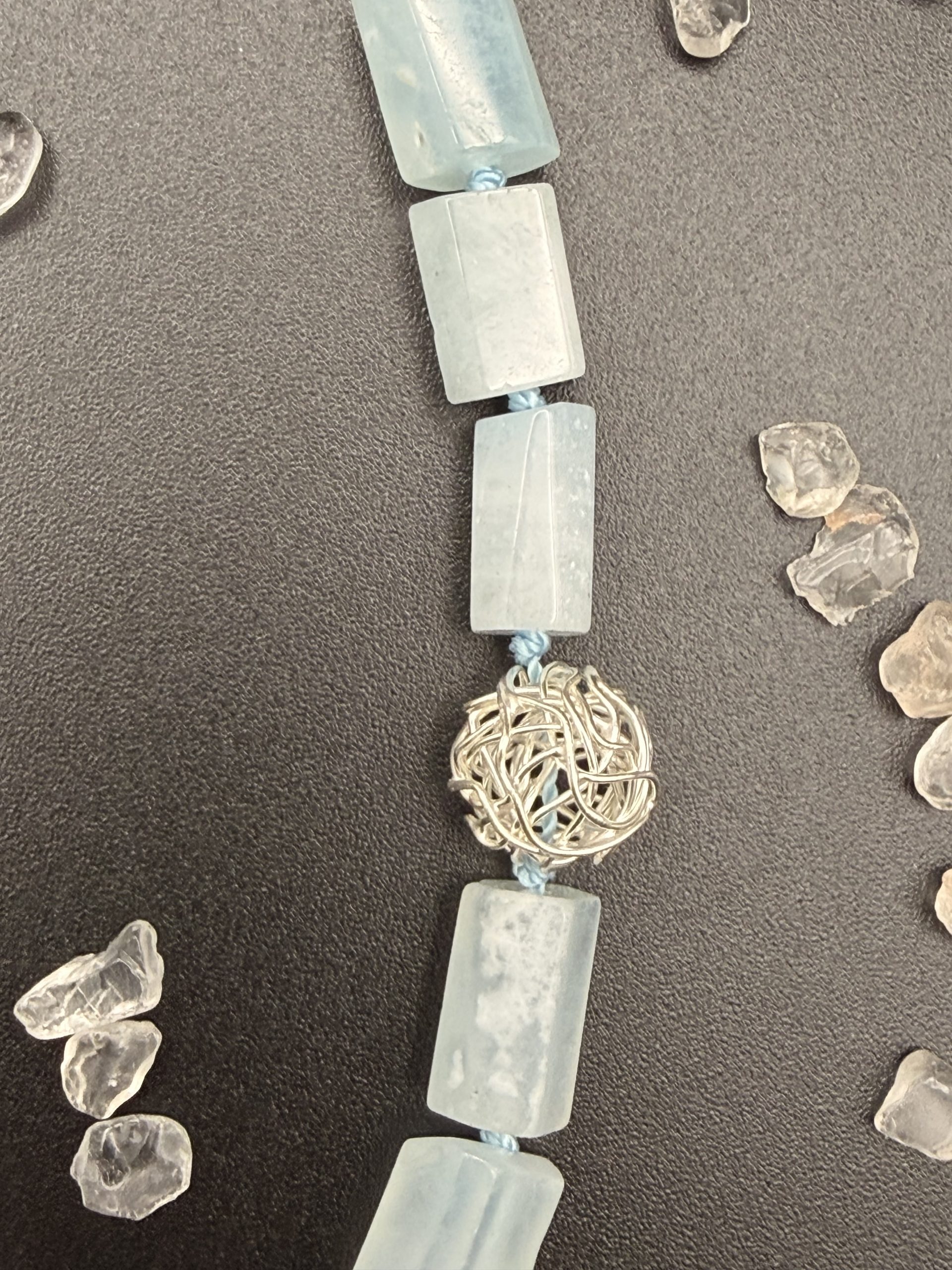 Aquamarinkette mit Silber "Draht" Kugeln 4 Aquamarinkette mit Silber "Draht" Kugeln – Bild 4